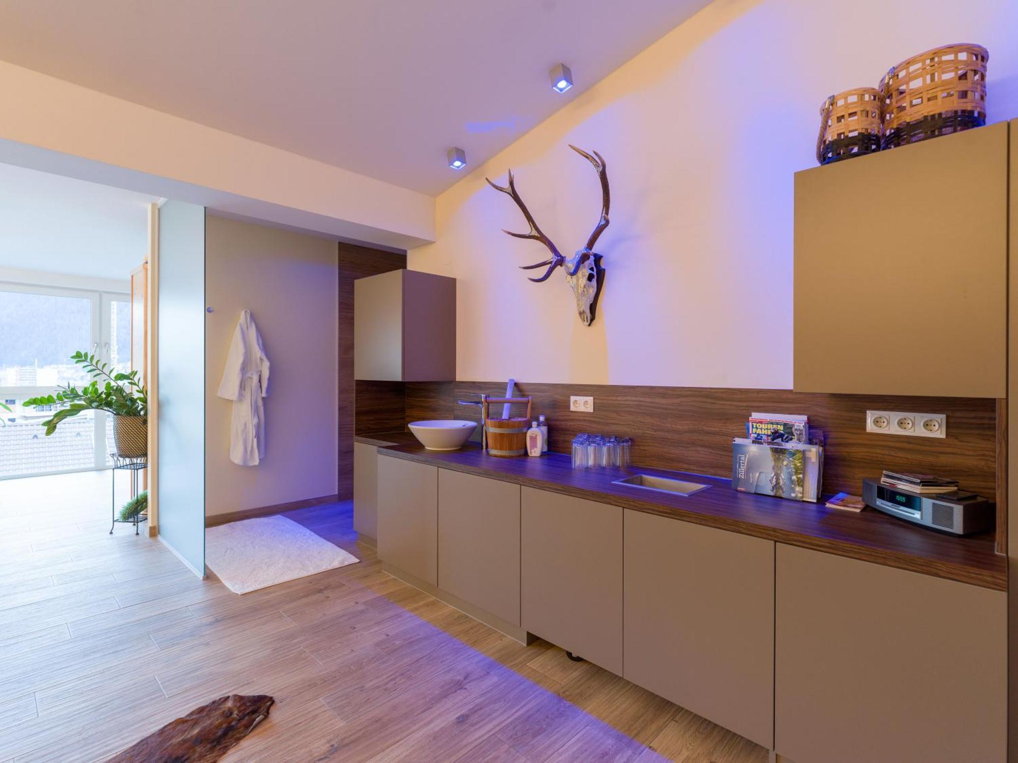 Das Sonnleiten Ski- Und Motorradhotel Bruck Im Zillertal Bruck am Ziller Exteriör bild