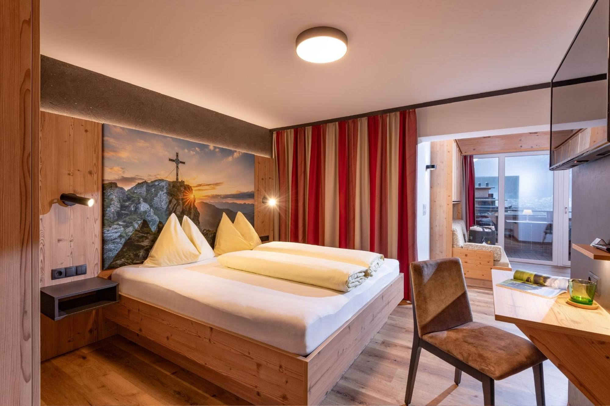 Das Sonnleiten Ski- Und Motorradhotel Bruck Im Zillertal Bruck am Ziller Exteriör bild