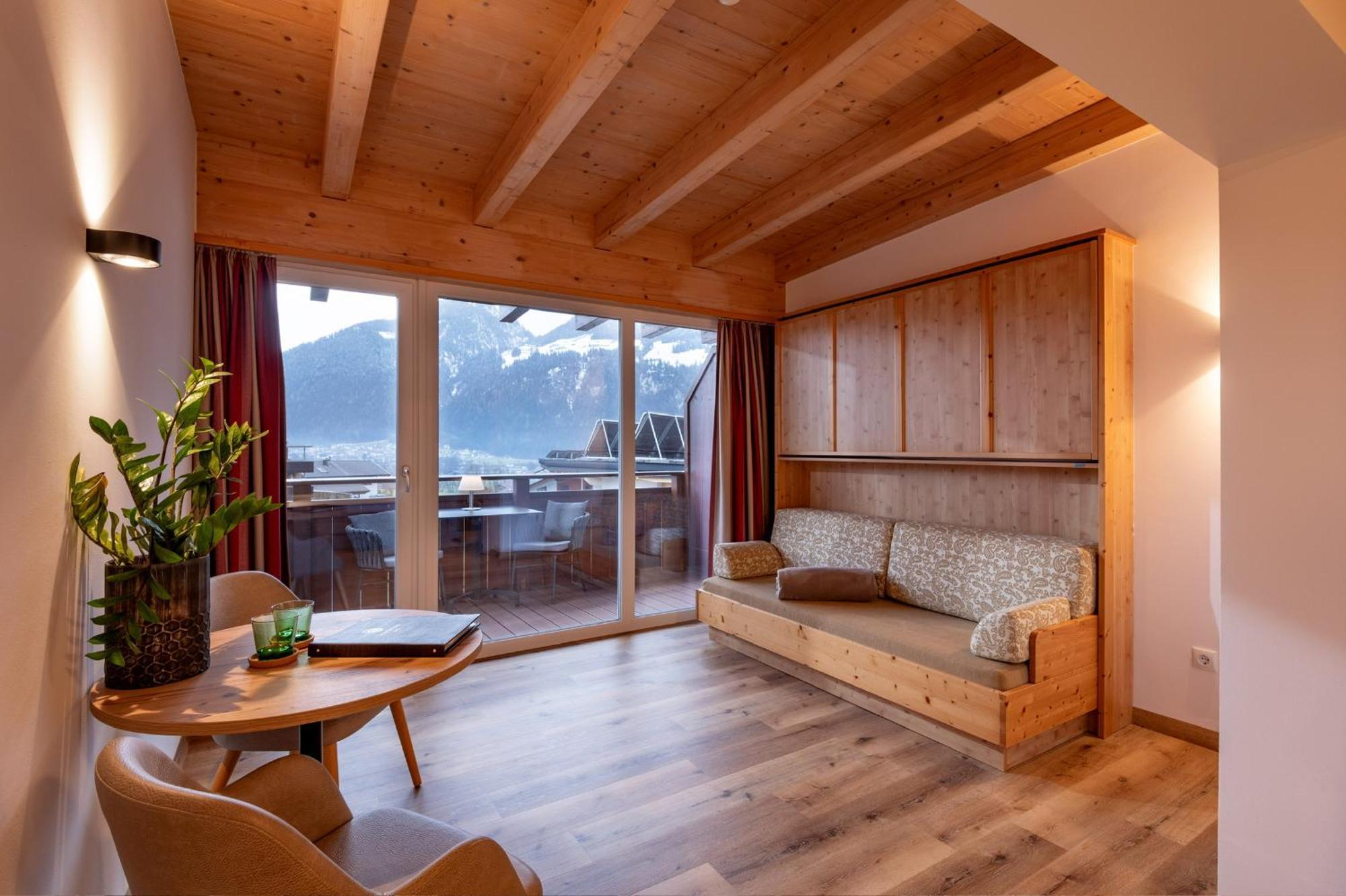 Das Sonnleiten Ski- Und Motorradhotel Bruck Im Zillertal Bruck am Ziller Exteriör bild