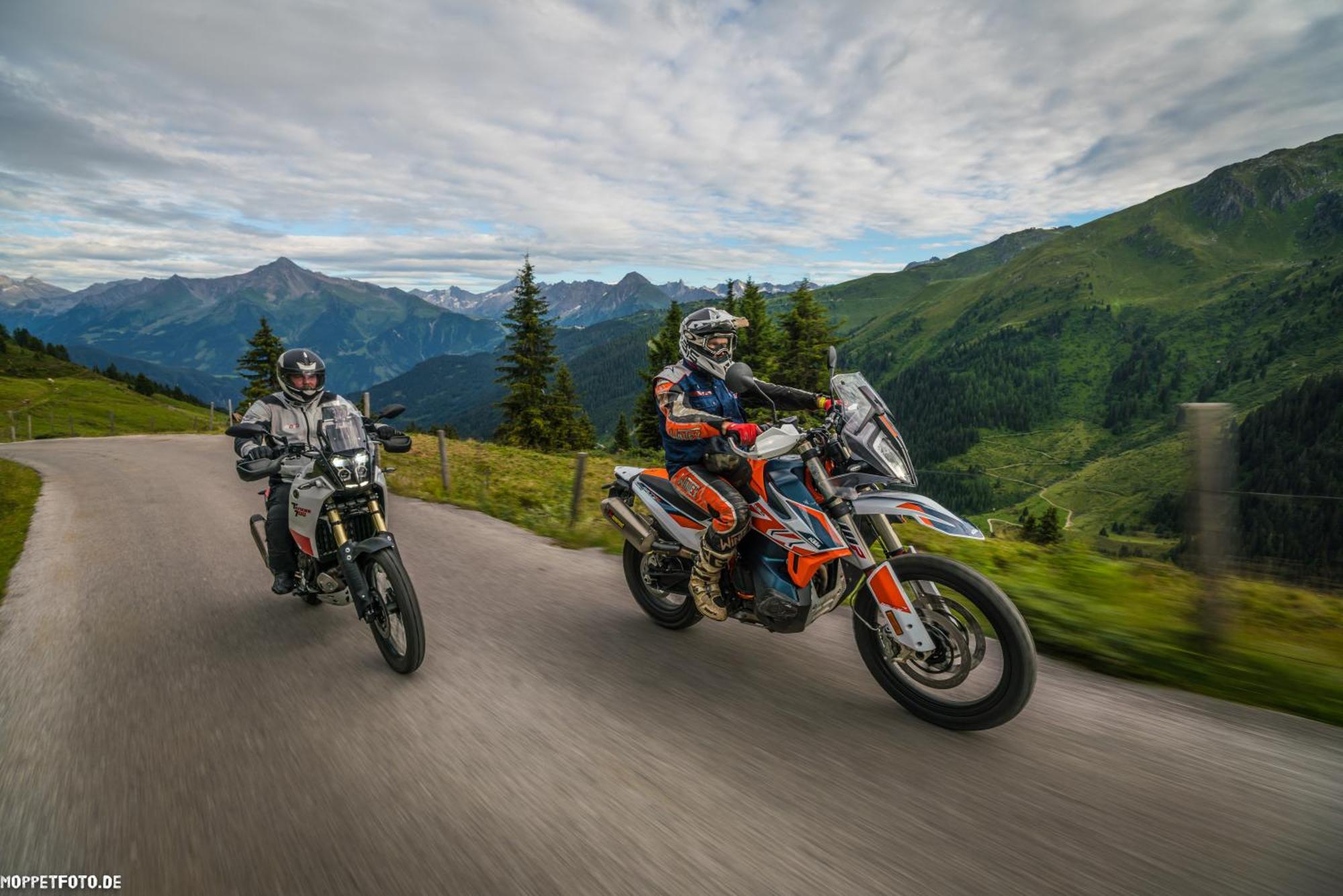 Das Sonnleiten Ski- Und Motorradhotel Bruck Im Zillertal Bruck am Ziller Exteriör bild